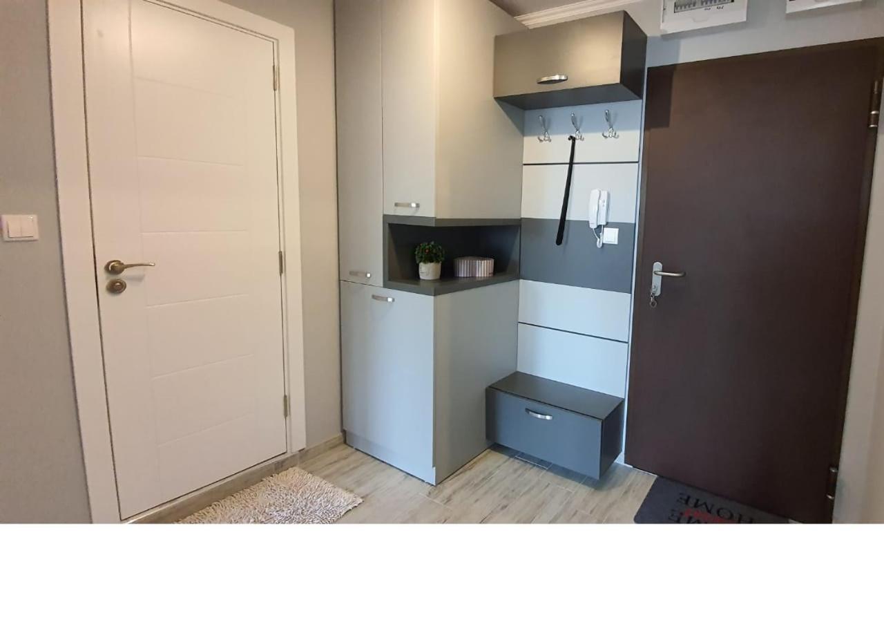 K&K Stylish Elegance Apartman Burgasz Kültér fotó