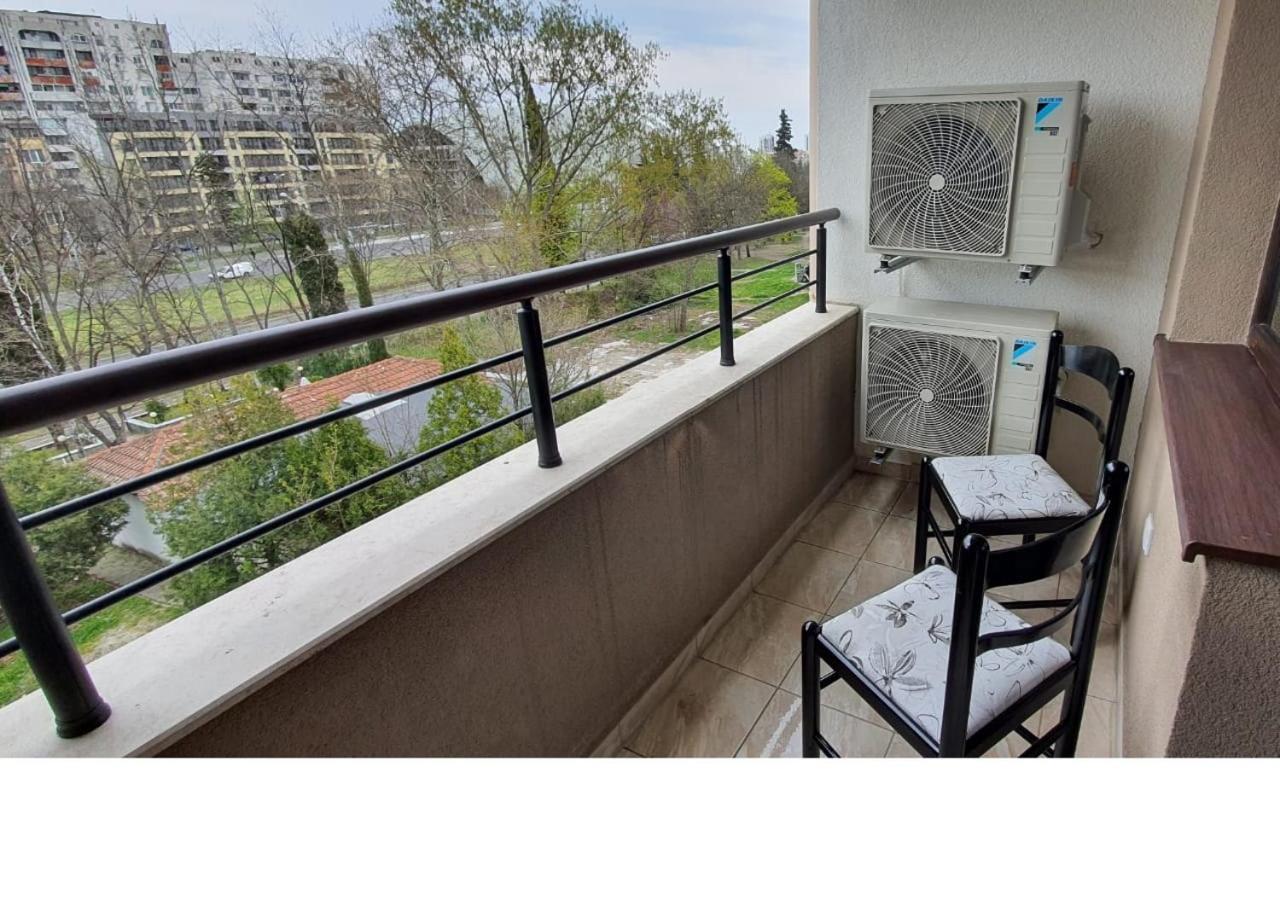 K&K Stylish Elegance Apartman Burgasz Kültér fotó