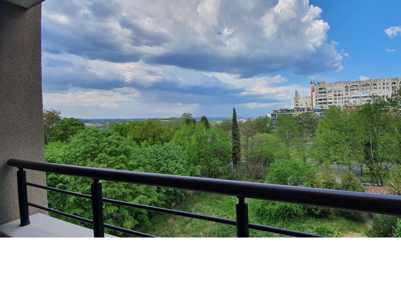 K&K Stylish Elegance Apartman Burgasz Kültér fotó